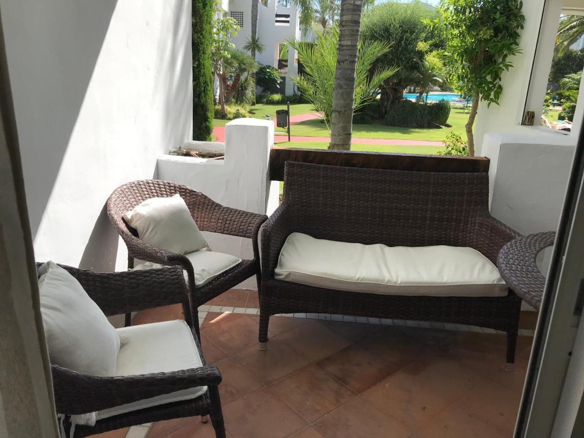 אסטפונה Apartment Costalita, Direct Beach Access, Ground Floor, Salt Water Pool מראה חיצוני תמונה